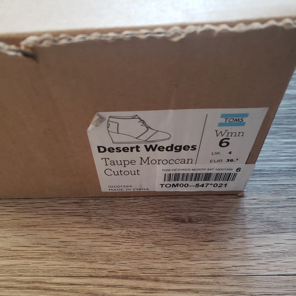 TOMS DESSERT WEDGES - Picture 5 of 5